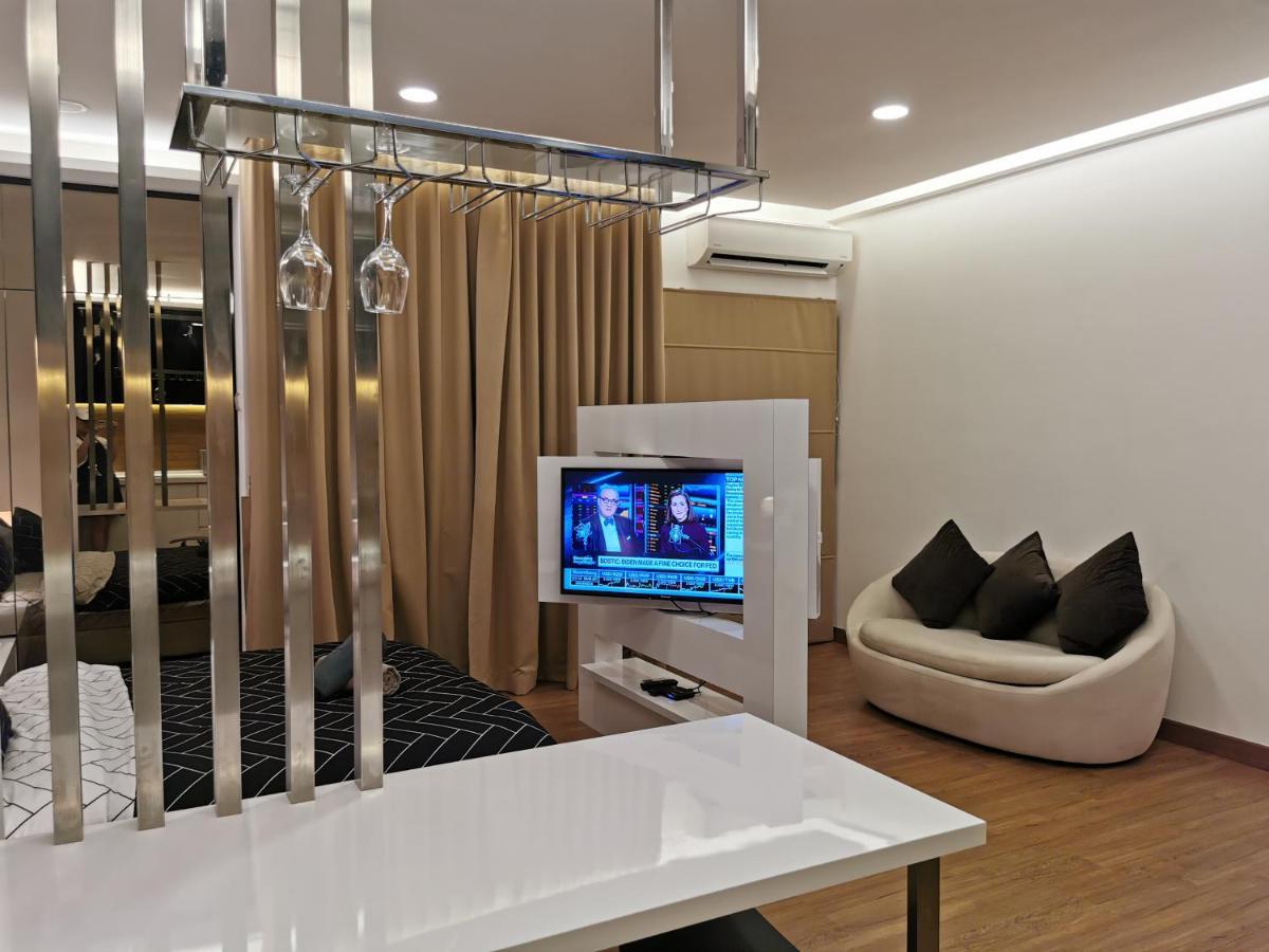 Apple 5 @ Menara Simfoni/Symphony Tower Free Wifi/Parking/Tv Box/Nexflix Apartment เชอราส ภายนอก รูปภาพ